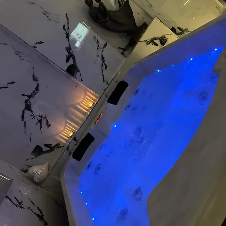 Wellness شقة اوسترافا